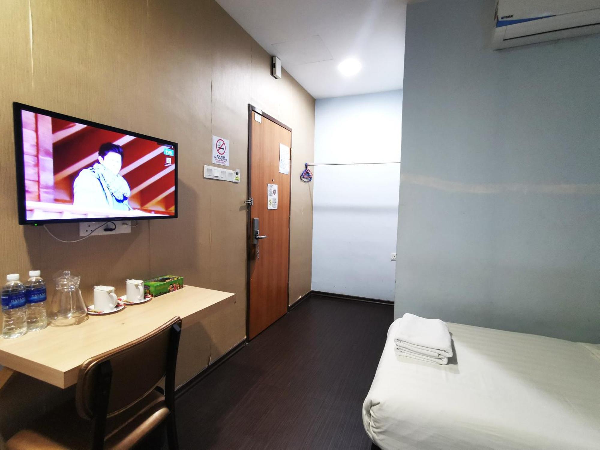 Zenz Hotel Kulai Eksteriør bilde